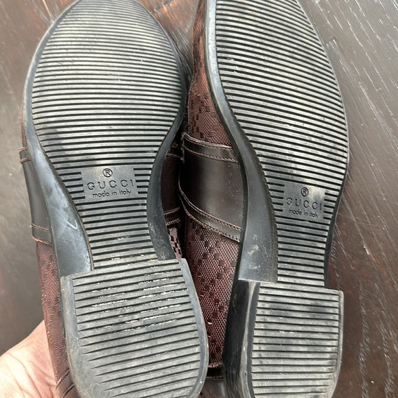 GUCCI HILLARY DIAMANTÉ PENNY LOAFERS DISTRESSED - Picture 10 of 11